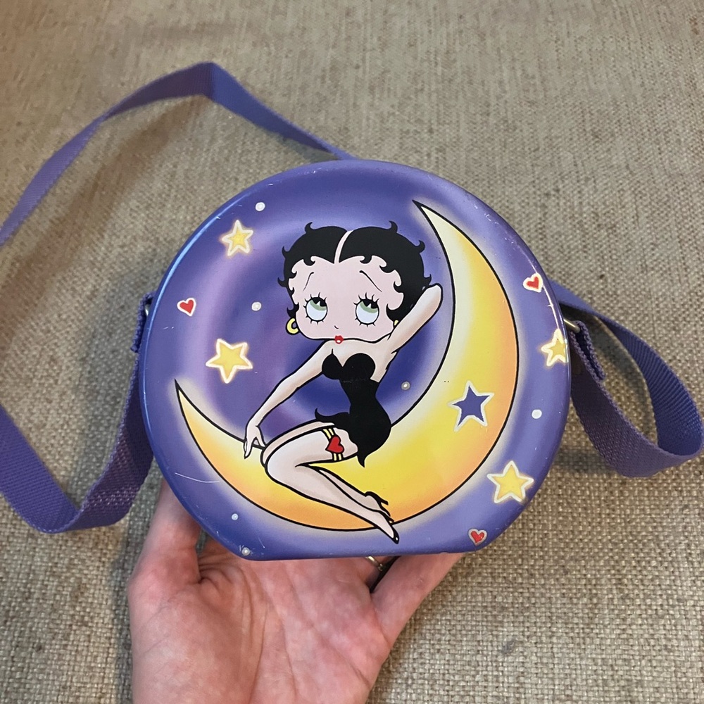 Vintage 2001 Betty boop tin bag - Picture 3 of 5